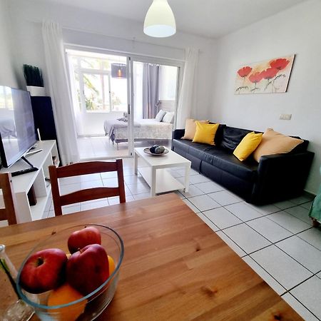 Luxury Apartamento Luz De Mar Complejo Playa Roca Costa Teguise Exteriör bild