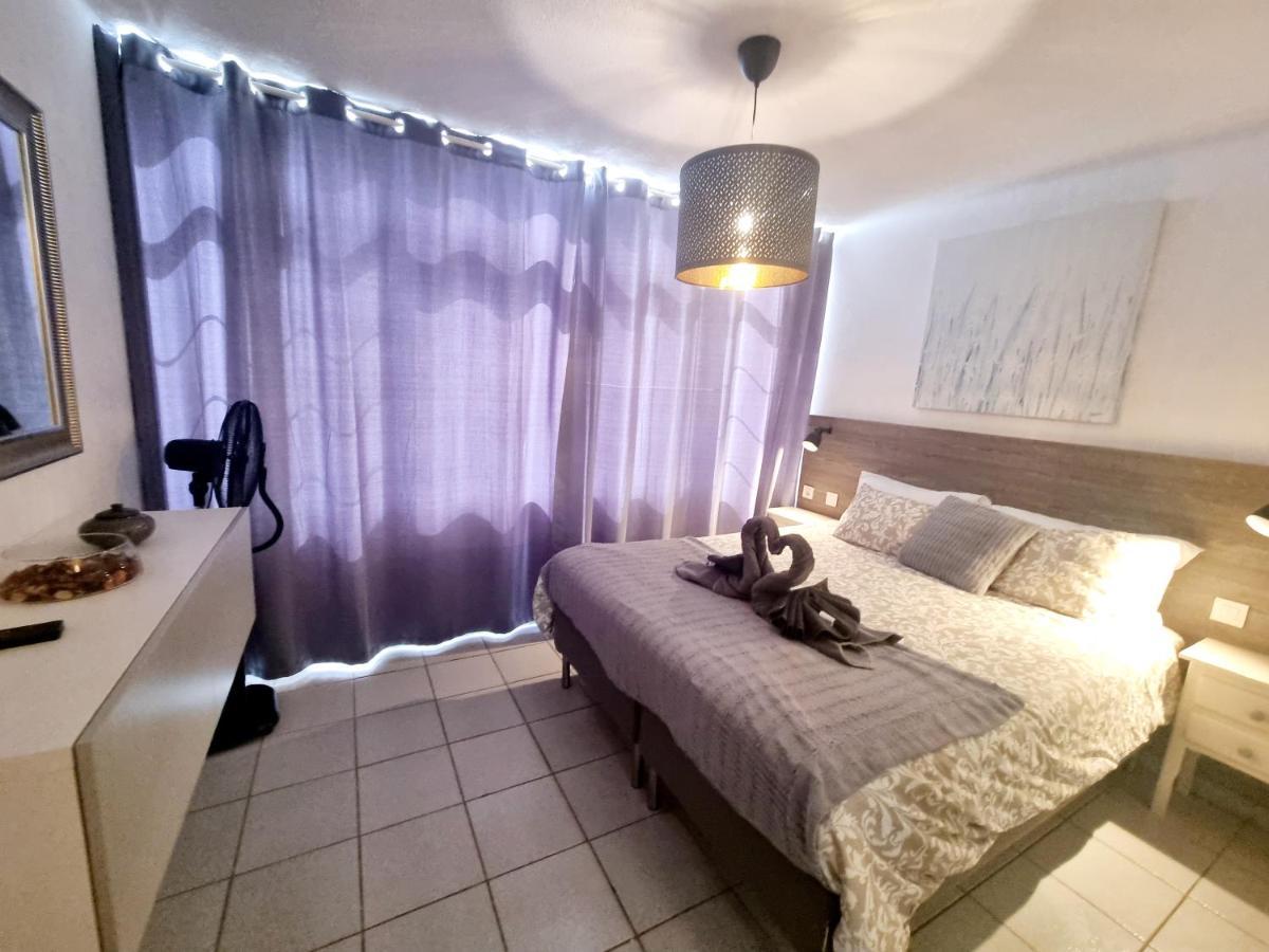 Luxury Apartamento Luz De Mar Complejo Playa Roca Costa Teguise Exteriör bild