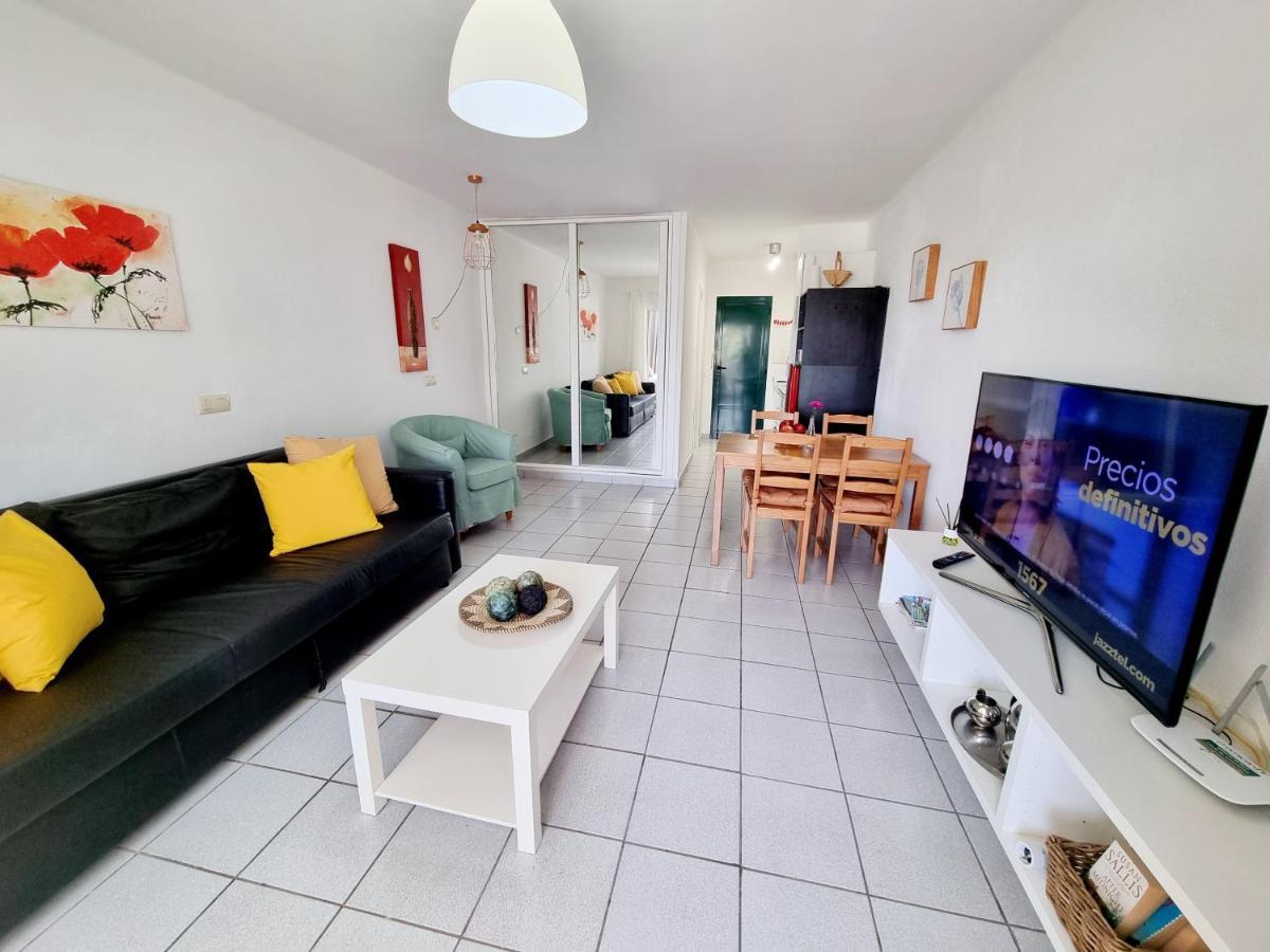 Luxury Apartamento Luz De Mar Complejo Playa Roca Costa Teguise Exteriör bild