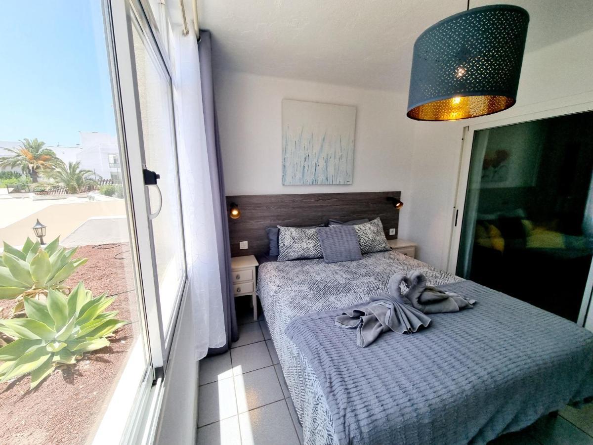 Luxury Apartamento Luz De Mar Complejo Playa Roca Costa Teguise Exteriör bild